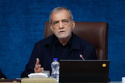  تمامی دانشگاه‌ها باید متناسب با ظرفیت‌های خود در فرآیند حل مسایل منطقه‌ای و ملی مشارکت کنند