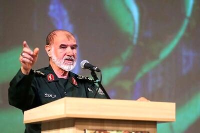  معاون قرارگاه خاتم‌: مکان‌هایی که اکنون از آن‌ها برای تولید تجهیزات نظامی استفاده می‌کنیم، کاملاً از دید دشمن مخفی است و خبری از محل آن ندارند/ هنوز همه برگ‌های برنده خود را رو نکرده‌ایم
